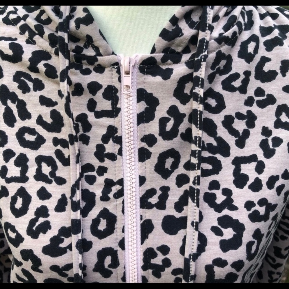 Leopard print Jacket - Picture 9 of 9